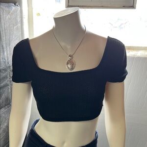 SHEIN Black Backless Cropped Top – Size M